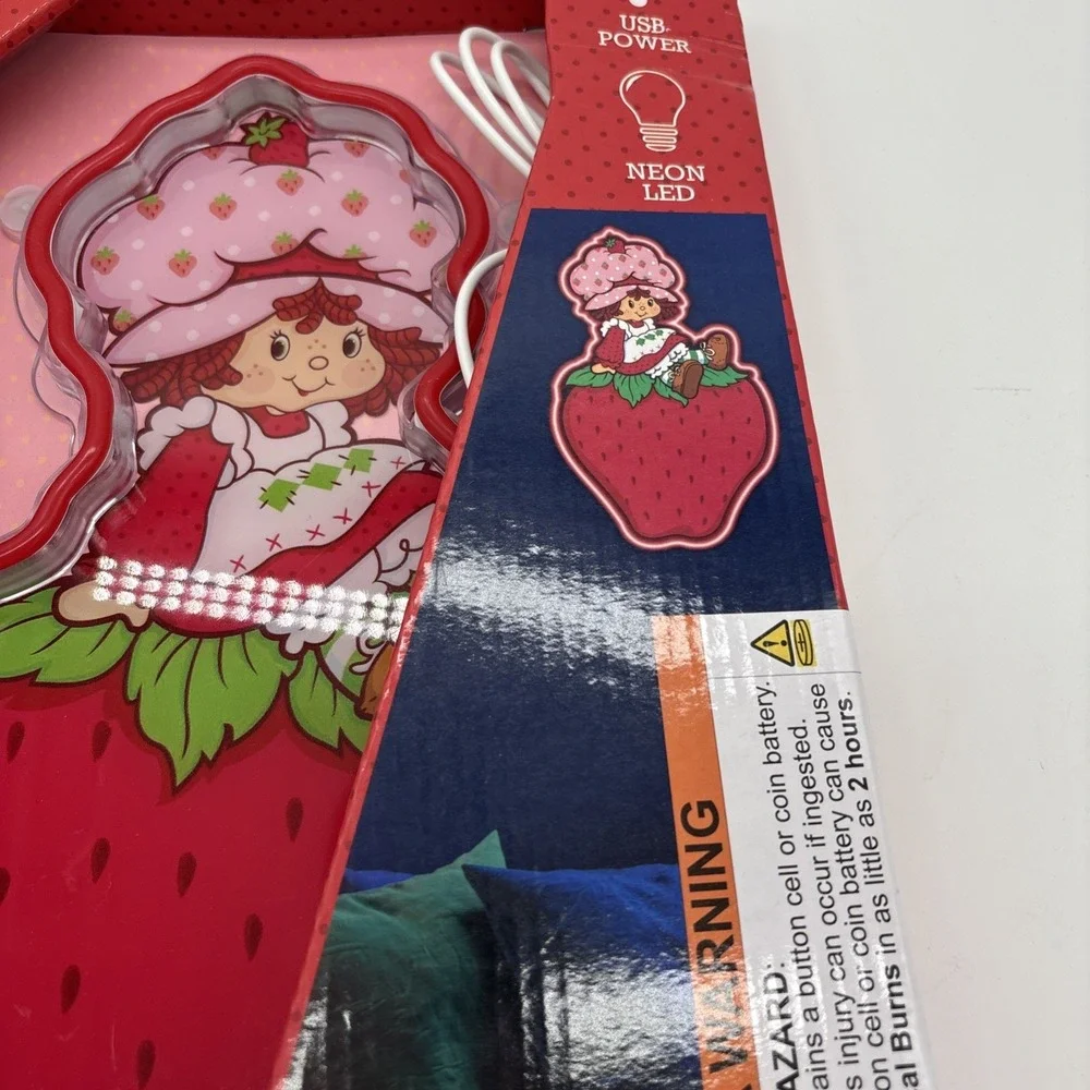 The World of Strawberry Shortcake LED Wall Art Decor Light Up Neon Led 13 Inches